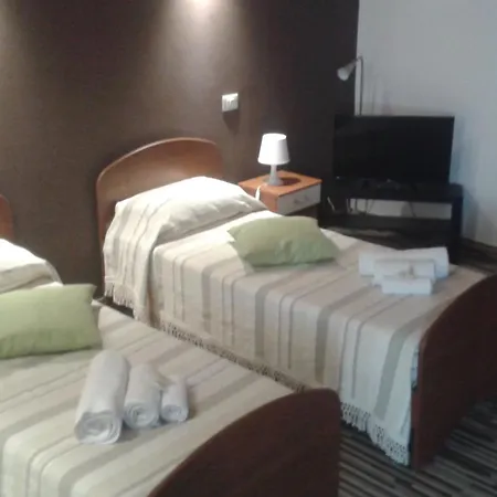 Antica 3*