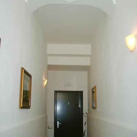 Bed & Breakfast Antica 3*