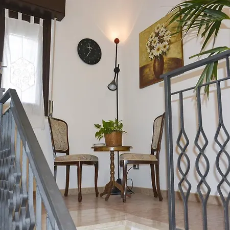 Bed & Breakfast Antica 3*